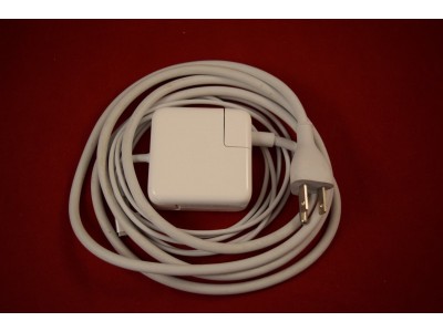 Used Apple 45 W MagSafe 2 Charger + Extension